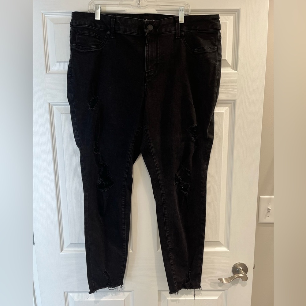 Maurices Plus Black Distressed Jeans 20W Reg